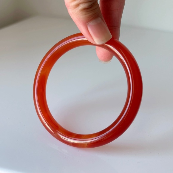 58mm Natural Carnelian Red Agate Round Bangle BA124 - Picture 3 of 10